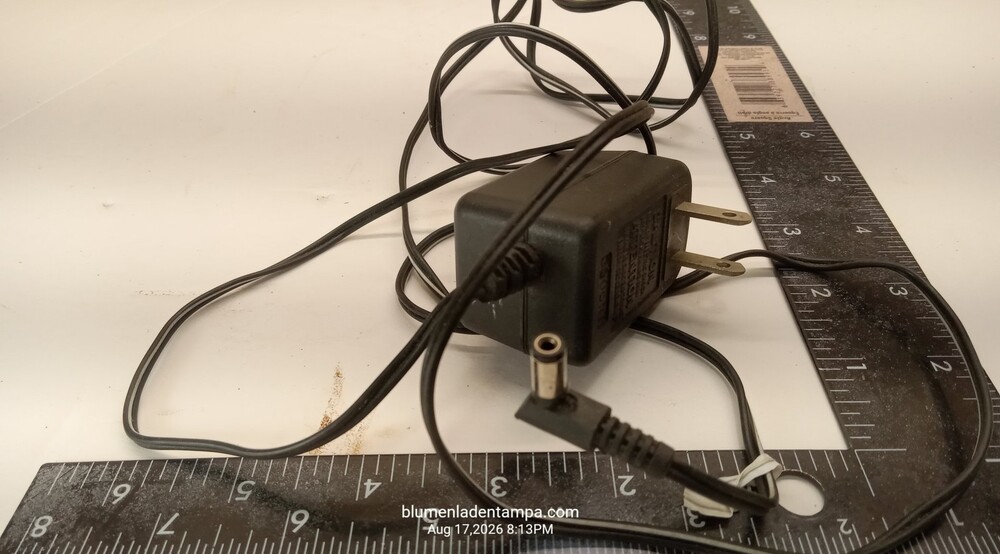 Uniden AD-0005 AC Power Adapter 120V 60Hz Input DC 9V 210mA Output 4W